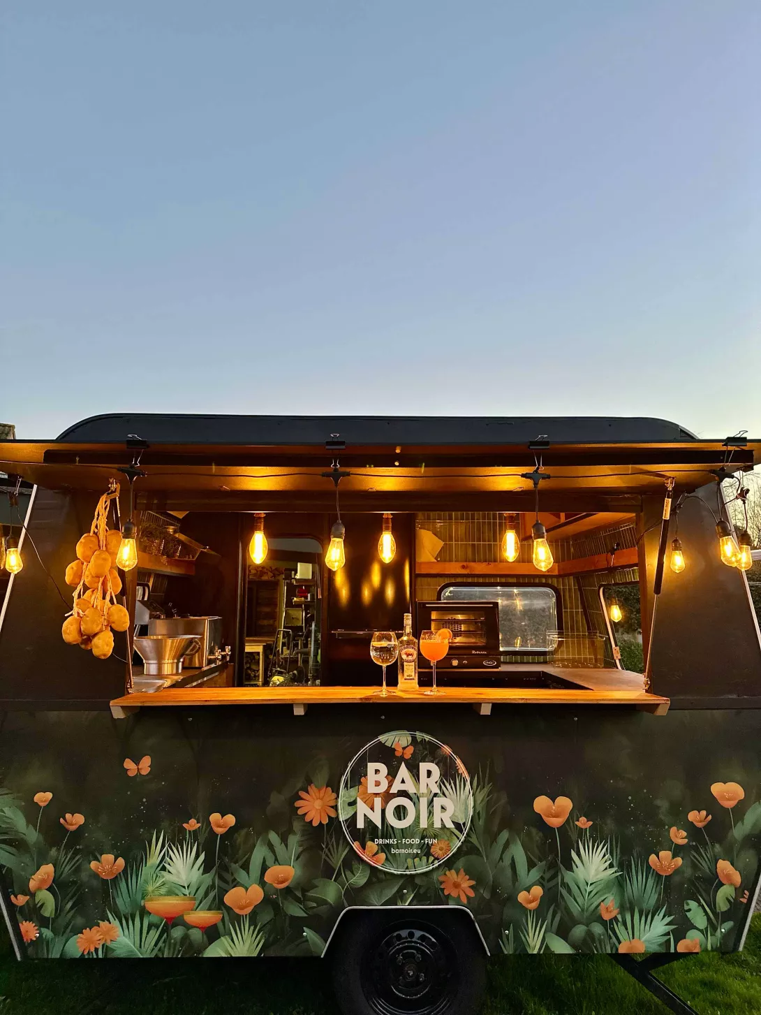 barnoir caravan